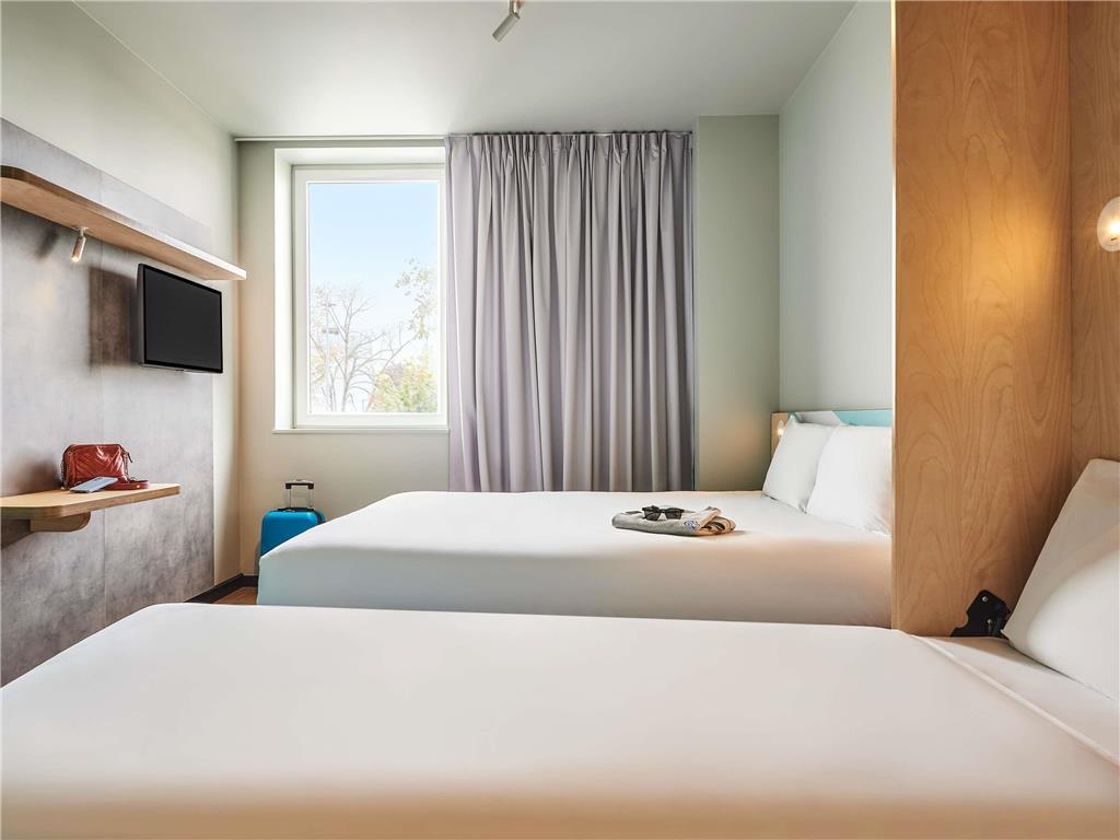 Ibis Budget Brest Sud Plougastel - Hotel Renove Стая снимка